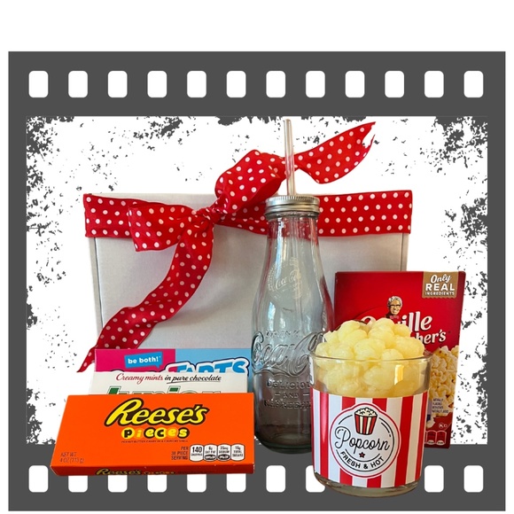 Movie Night Gift Box with Glass Coca Cola Bottles w/straw - Picture 3 of 13